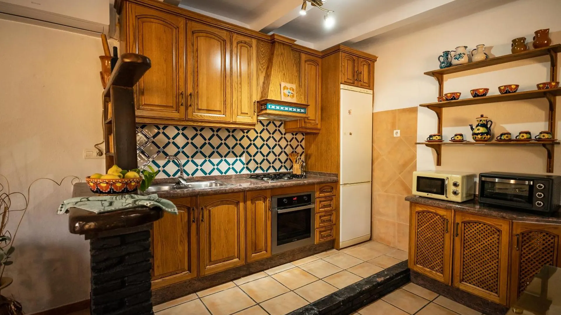 Casas Amaro Villa Orgiva